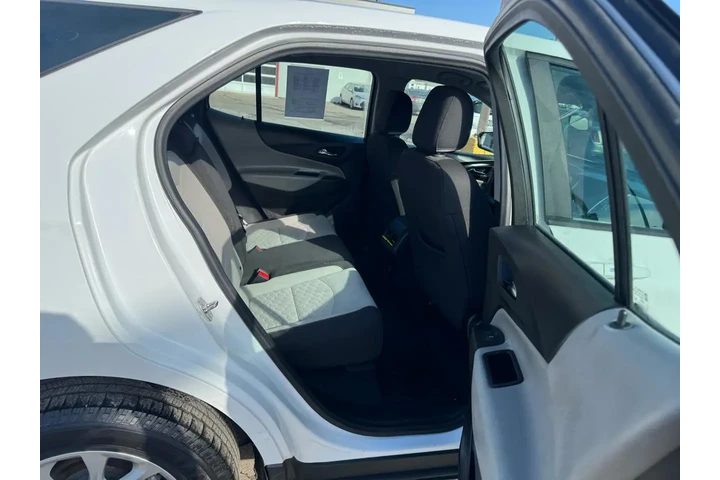 $10450 : 2020 Equinox AWD 4dr LS w/1LS image 9