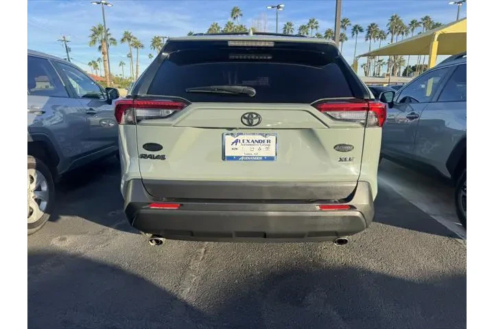 $24756 : Toyota RAV4 2022 XLE 4dr SUV image 6