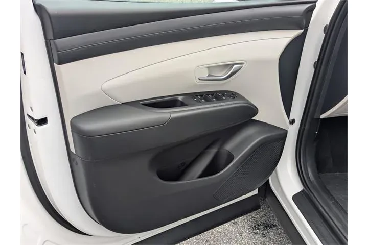 $25684 : Hyundai TUCSON 2025 SE 4dr S image 10