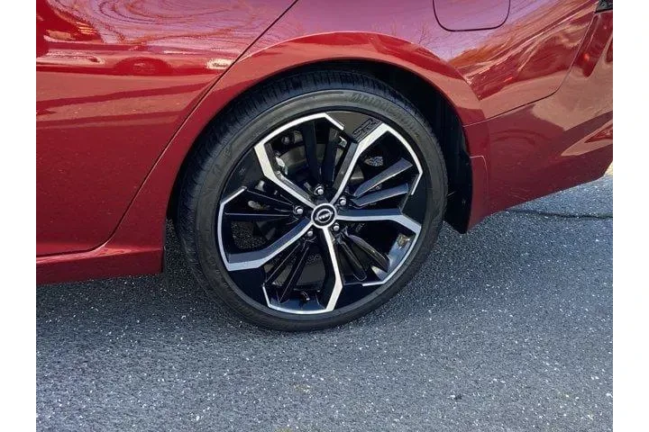 $23050 : Nissan Altima 2025 2.5 SR 4d image 9