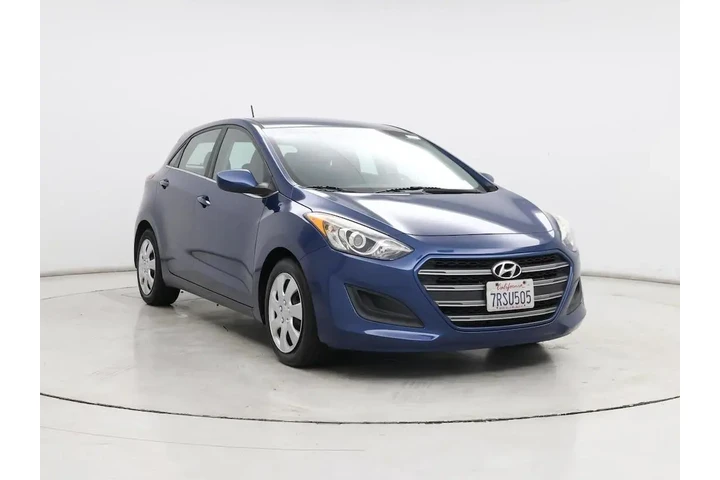 $11998 : Hyundai ELANTRA GT 2016 4dr image 1