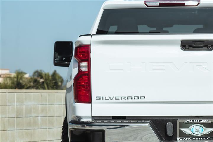 2021 Silverado 2500HD LT image 8