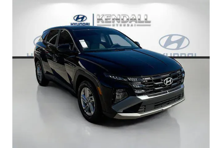 $19977 : Hyundai TUCSON 2025 SE 4dr S image 1