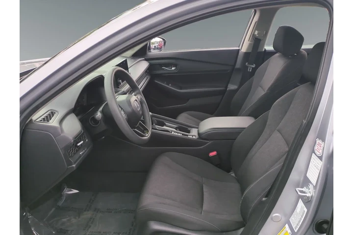 $28141 : Honda Accord 2024 EX 4dr Sed image 9