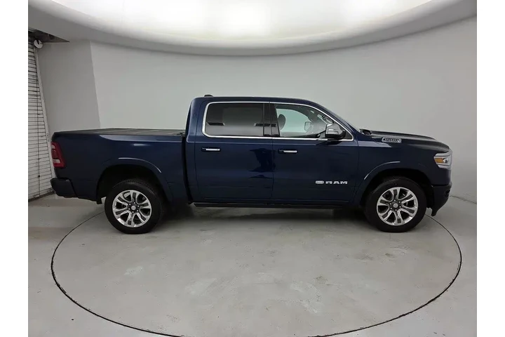 $37998 : Ram 1500 2020 4x4 Laramie Lo image 4