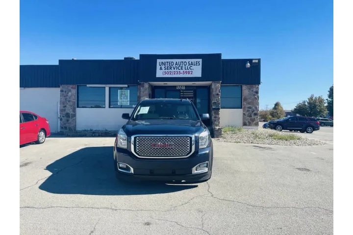 $17850 : 2017 GMC Yukon XL Denali image 2