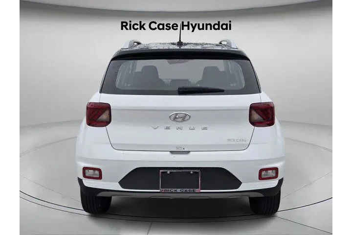 $24585 : Hyundai VENUE 2025 Limited 4 image 4