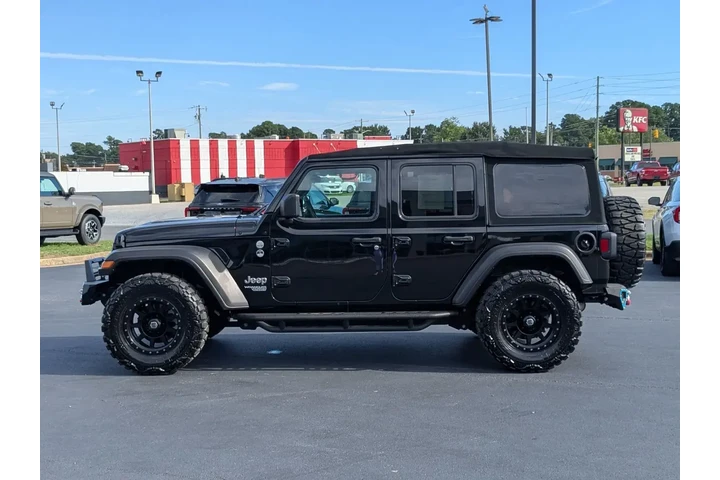 $28420 : Jeep Wrangler Unlimited 2021 image 6