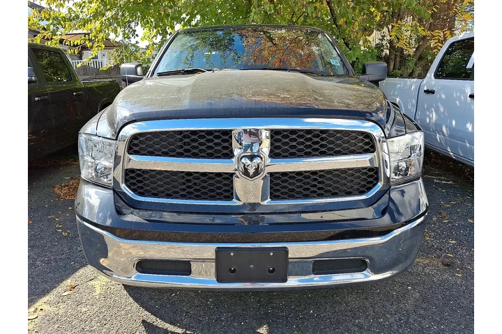 $29455 : Ram 1500 Classic 2023 4x4 Tr image 2