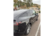 $35900 : Tesla Model Y 2024 AWD Long thumbnail