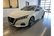 $16770 : Nissan Altima 2021 2.5 SR 4d thumbnail
