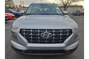 $19851 : Hyundai VENUE 2025 SEL 4dr C thumbnail