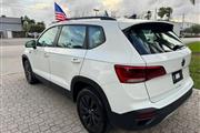 $22500 : Volkswagen Taos 2022 thumbnail