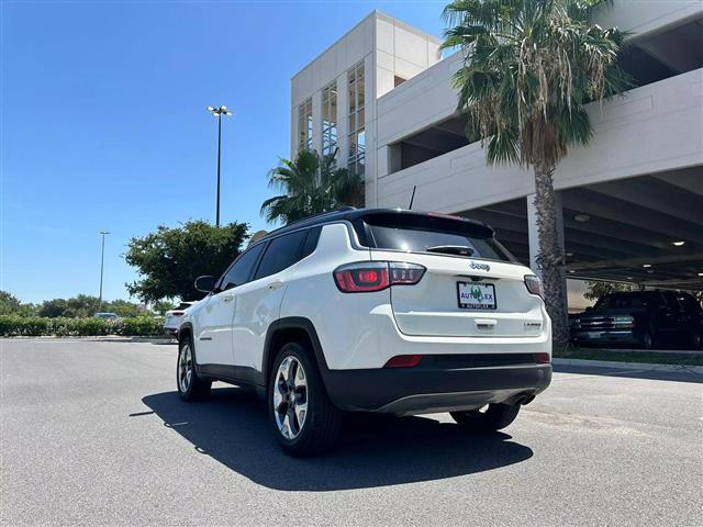 $17000 : 2020 JEEP COMPASS2020 JEEP CO image 2