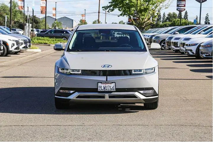 $25991 : Hyundai IONIQ 5 2024 SEL 4dr image 7