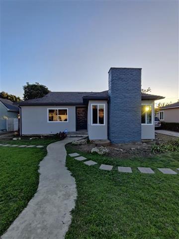 $1500 : Downey Home Available image 1