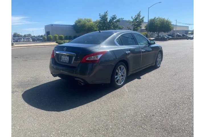 $8995 : 2011 Maxima 3.5 SV image 8