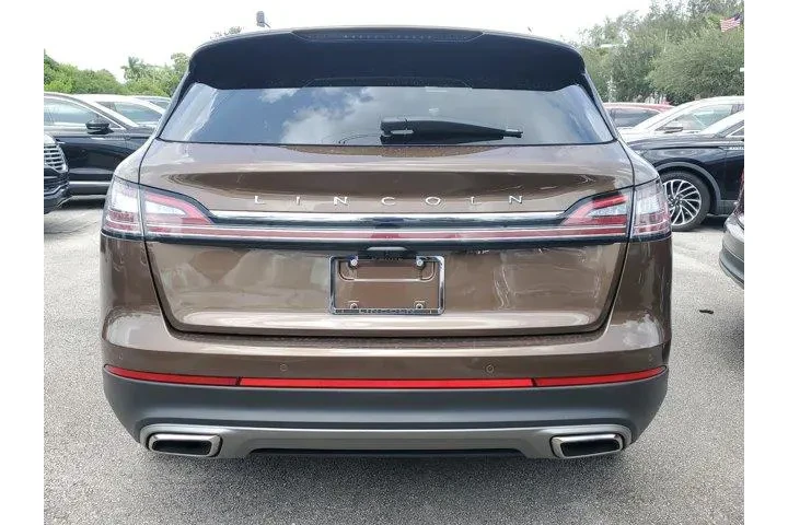 Lincoln Nautilus 2022 Standa image 4
