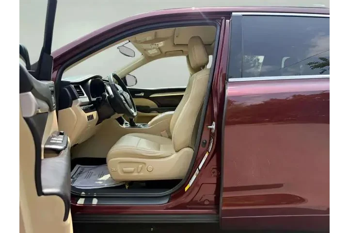 $19480 : 2016 TOYOTA HIGHLANDER XLE SP image 10