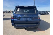 $37690 : Toyota 4Runner 2024 4x4 SR5 thumbnail