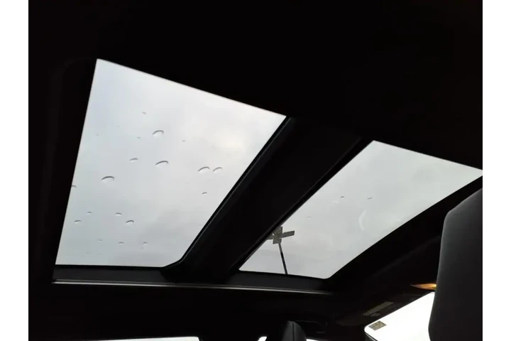 $31999 : Toyota RAV4 Hybrid 2021 AWD image 7