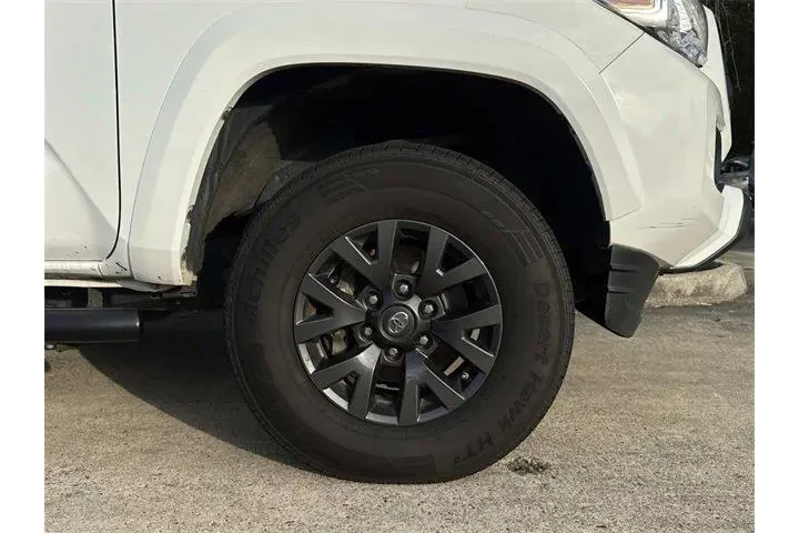 $27557 : Toyota Tacoma 2020 4x2 TRD O image 3