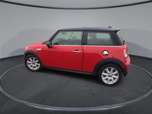 $9500 : PRE-OWNED 2013 COOPER HARDTOP image 6