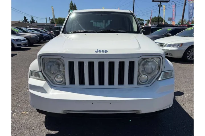 $7995 : 2008 Liberty Sport image 5