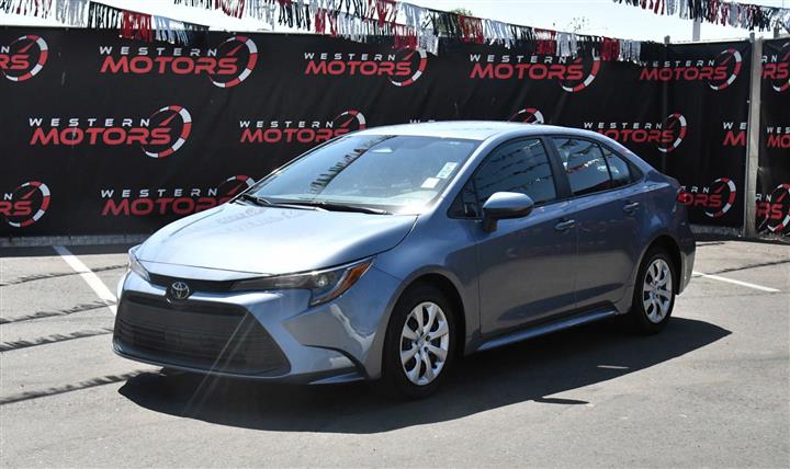 $21947 : Corolla LE image 3