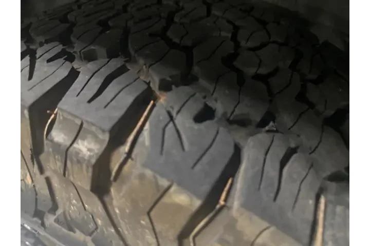 $13373 : Ram 1500 2017 4x2 Express 4d image 8