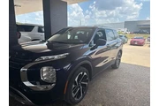 $26285 : Mitsubishi Outlander 2023 SE thumbnail