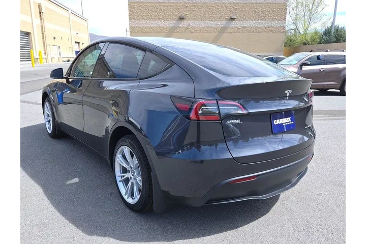 $36998 : Tesla Model Y 2024 AWD Long image 7