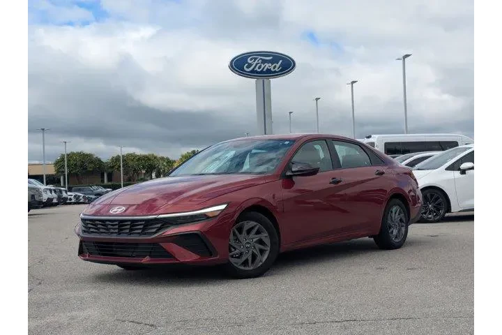 $23995 : Hyundai ELANTRA 2024 SEL 4dr image 1