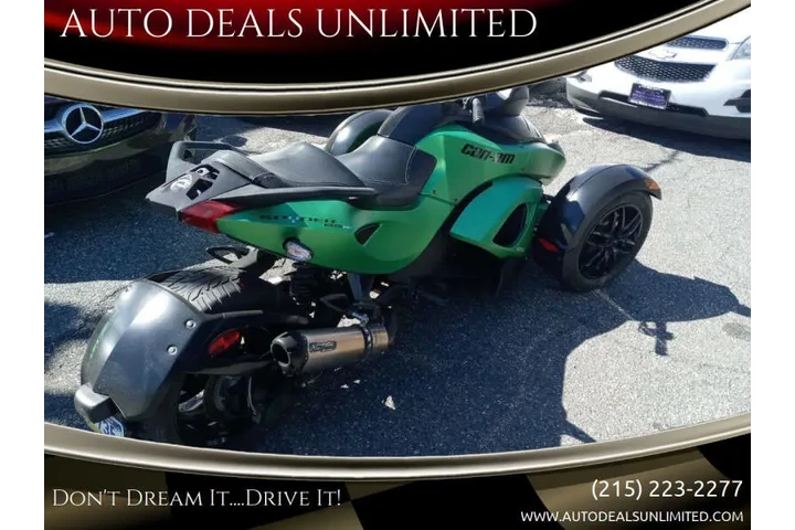 2012 Spyder Roadster image 1