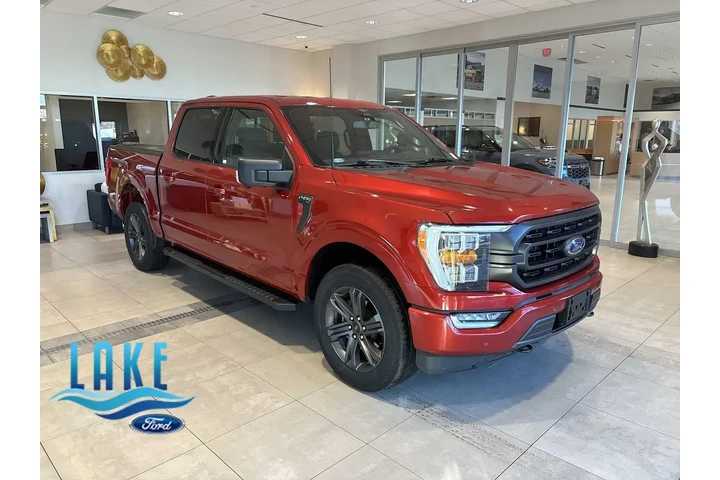 $38472 : Ford F-150 2023 4x4 XLT 4dr image 1