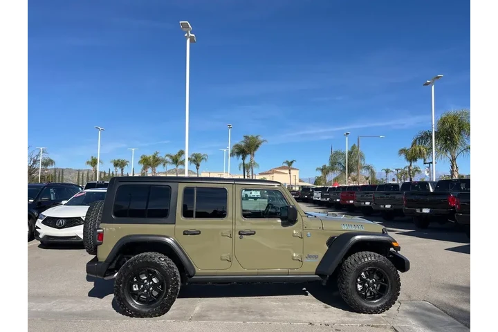 $37988 : Jeep Wrangler 2025 4x4 Sport image 9