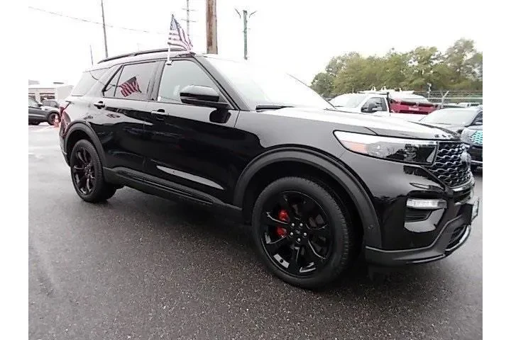 $38996 : Ford Explorer 2022 AWD ST 4d image 2