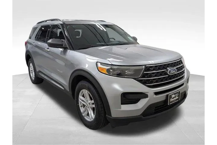 $32998 : Ford Explorer 2023 AWD XLT 4 image 7