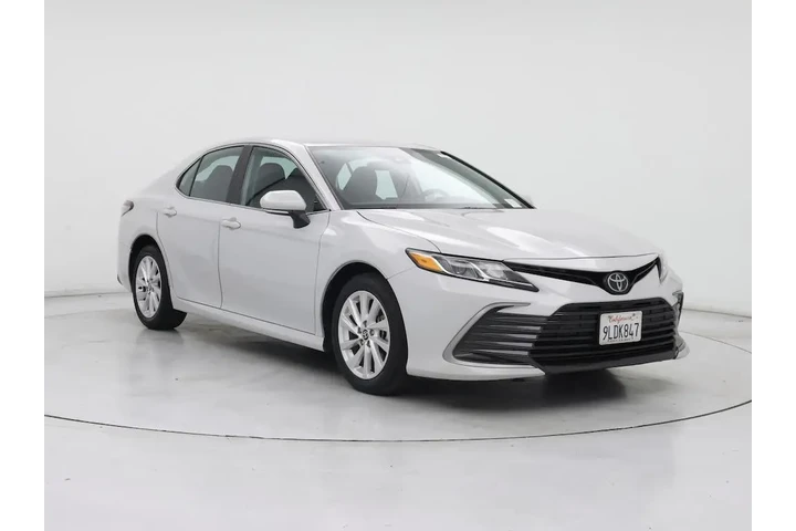 $24998 : Toyota Camry 2024 LE 4dr Sed image 1