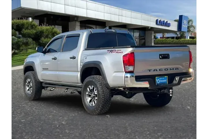 $24995 : Toyota Tacoma 2017 4x2 TRD O image 7