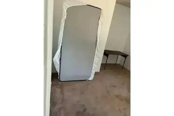 SE RENTA CUARTO  AMUEBLADO📍 image 3