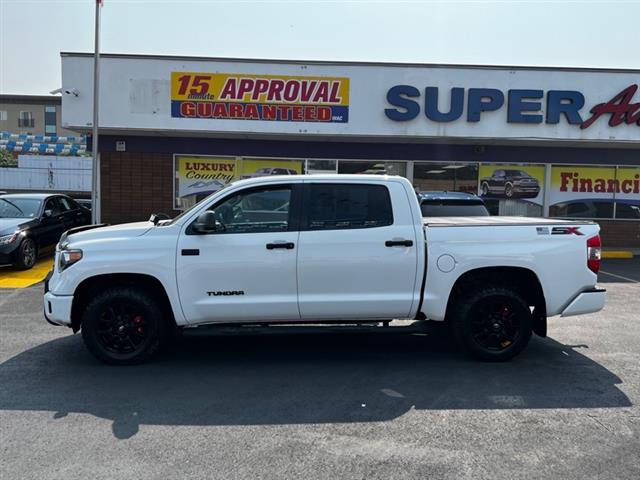 $43299 : 2020 Tundra 4WD SR5 CrewMax 5 image 2