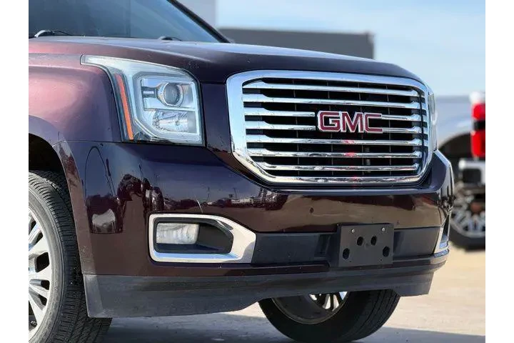 $16900 : GMC Yukon XL 2017 4x2 SLT 4d image 6