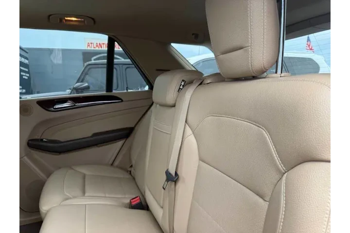 2013 Mercedes-Benz M-Class ML image 7