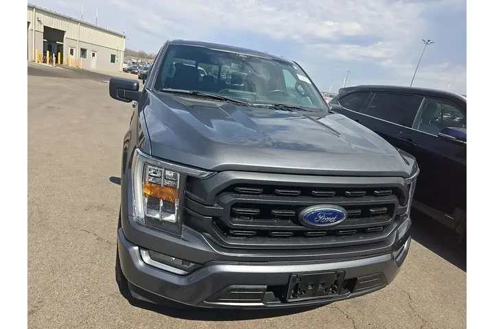 $33898 : Ford F-150 2021 4x2 XL 4dr S image 2