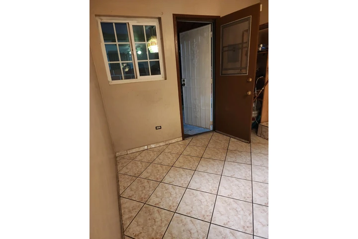 $1400 : Compartir casa image 2