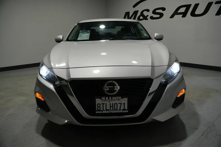 $13027 : 2020 Altima image 7