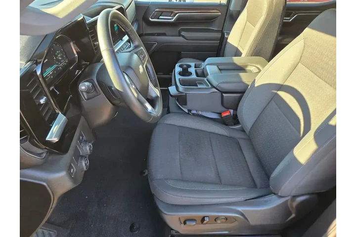 $33240 : Chevrolet Silverado 1500 202 image 10