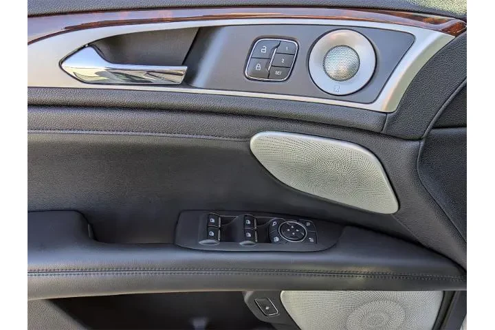 $23985 : Lincoln MKZ Hybrid 2020 Rese image 10