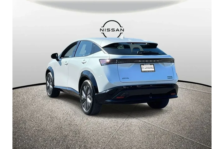 $20985 : Nissan Ariya 2024 AWD Engage image 8
